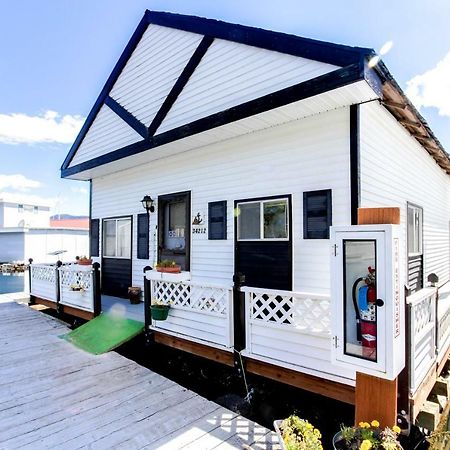 Scenic Bay Float Home Hideaway Athol ภายนอก รูปภาพ
