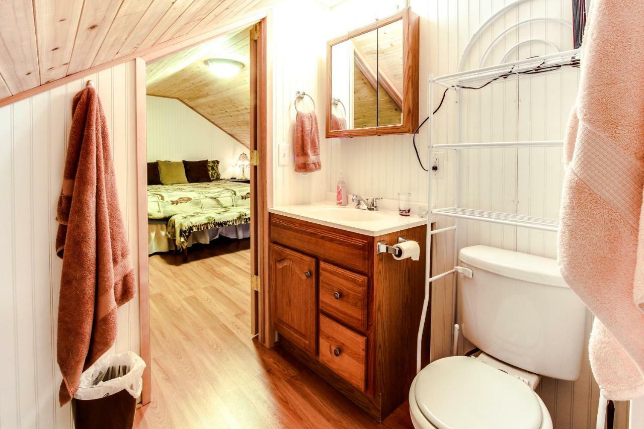 Scenic Bay Float Home Hideaway Athol ภายนอก รูปภาพ